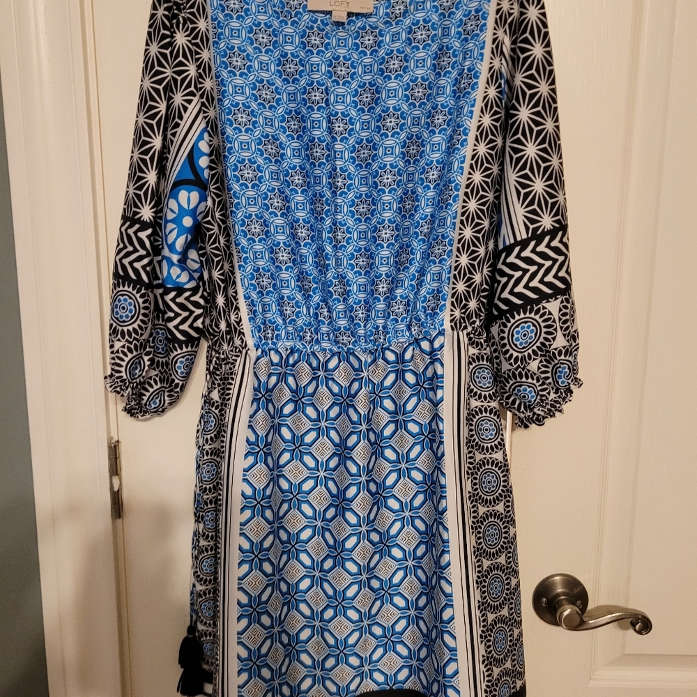 Dress - Picture 1 of 2